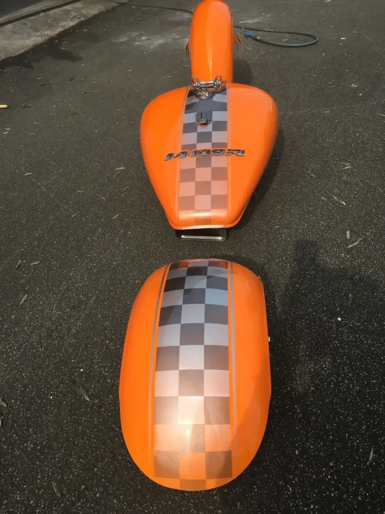 Suzuki Intruder Lamborghini – Peinture personnalisée (59)
