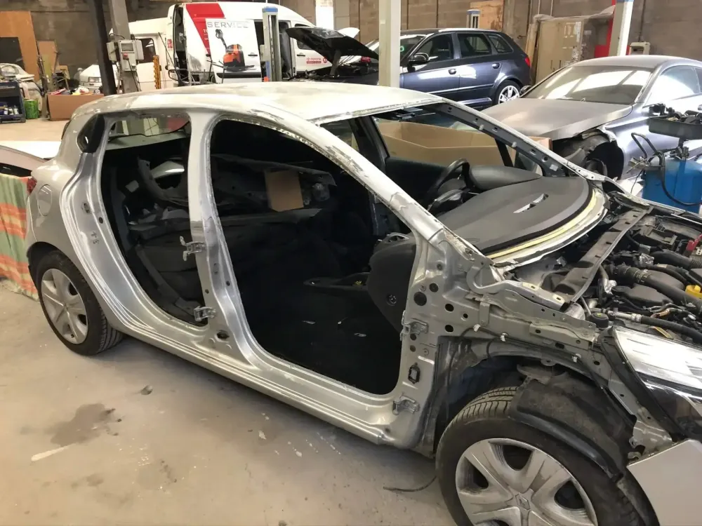Clio IV dCi 90 cv – À vendre (12)