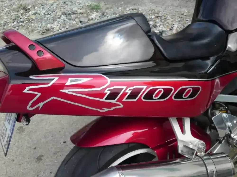 Suzuki GSXR 1100 – Peinture personnalisée (5)