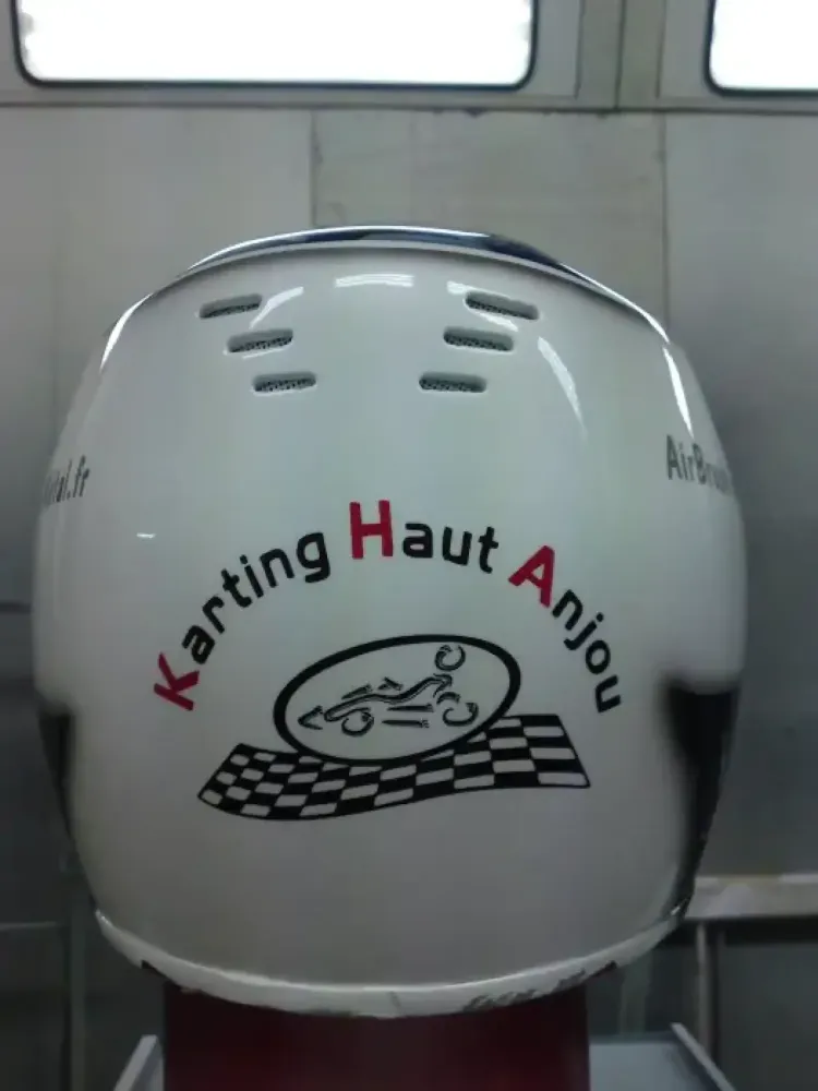Casque compétition karting – Aérographie (Nantes / Saint-Herblain 44)