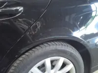 Mercedes Break noir – Expertise et réparation peinture (2)
