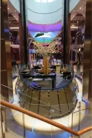 Harmony of the Seas – Rising Tide Bar (19)